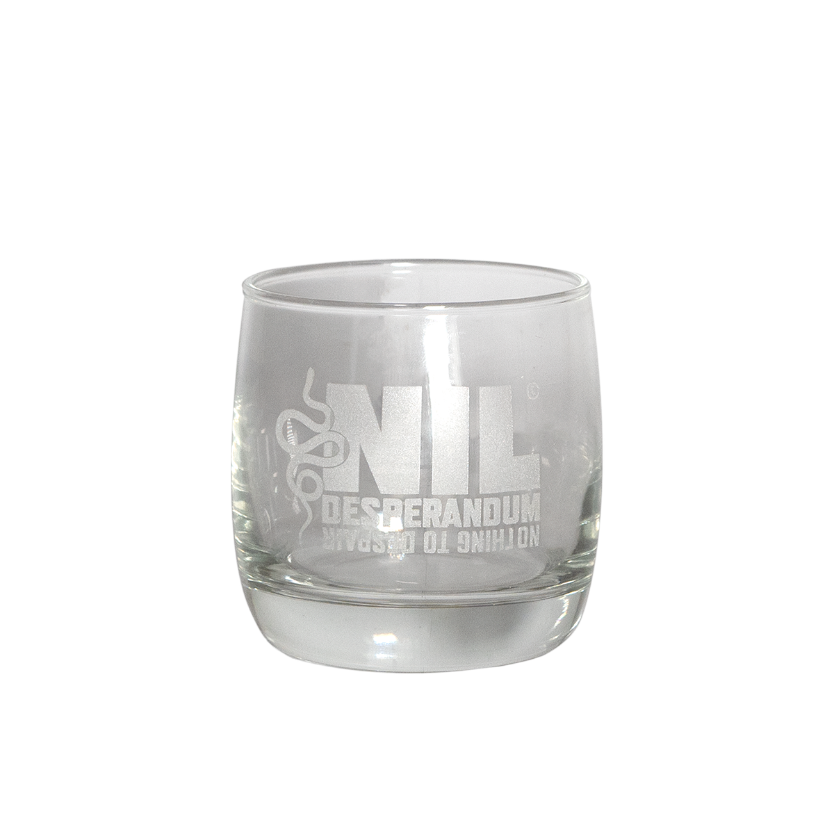 🎁 Nil Desperandum Etched Rum Glass (100% off)